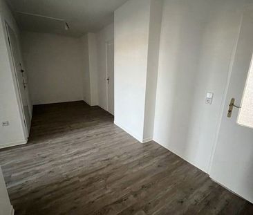 Großzügig sanierte 2-Raum-Wohnung zentraler Lage! - Photo 2