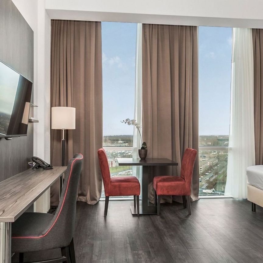 Mandelaplein 1, Centrum Stad Noord, 1314CG, Almere - Photo 1