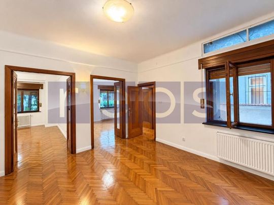 INCHIRIERE PARTER VILA | AVIATORILOR | 113MP | CURTE 110 MP | RENOVAT - Fotografie 1