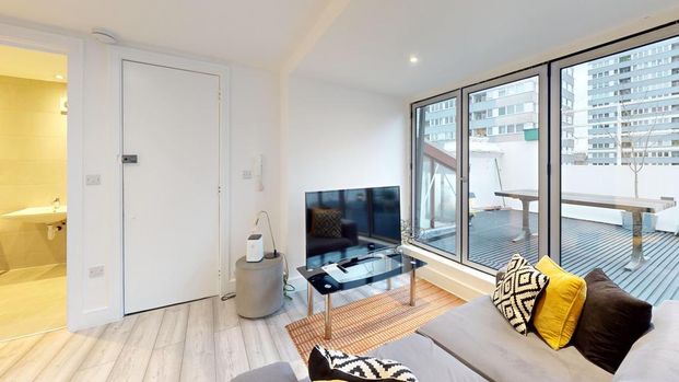 2 bedroom penthouse to rent - Photo 1