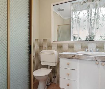 Three bedroom home in a great location - Photo 1