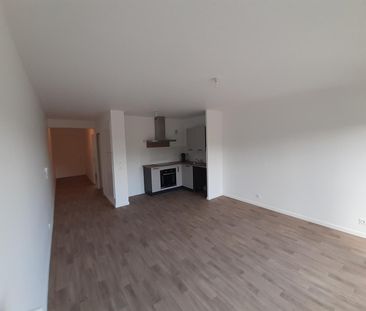 location Appartement T2 DE 43.7m² À CERGY - Photo 4