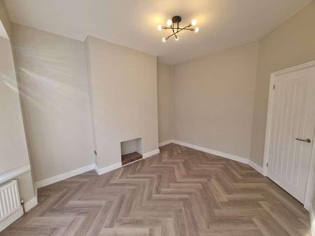 West Crescent, Darlington, DL3 - Photo 2