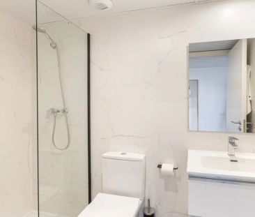 Comfortable, practical in a building with parking, swimming pool and gym - Foto 1