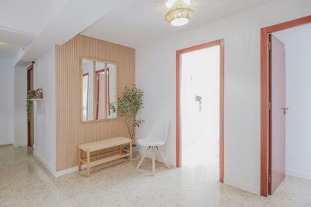 Plaça de Bisbe Benlloch, Torrent, Valencian Community 46900 - Photo 5