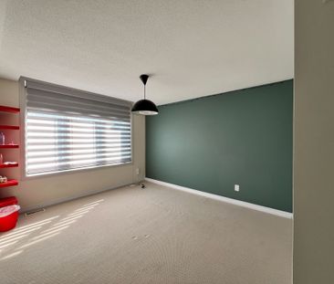 For Lease - 129 TAPESTRY Drive, Barrhaven, Ontario - Photo 4