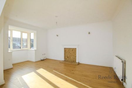 2 bedroom semi-detached house to rent - Photo 2