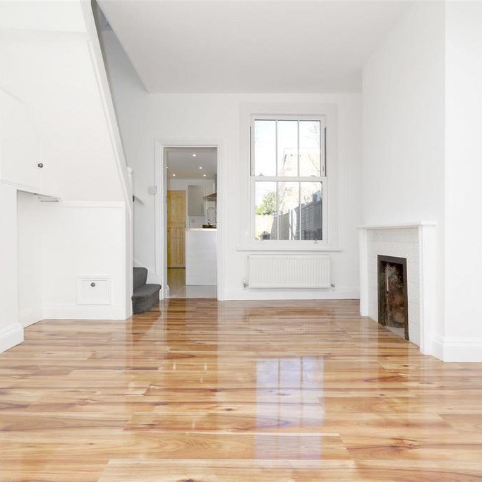 2 bedroom terraced house to rent - Photo 1