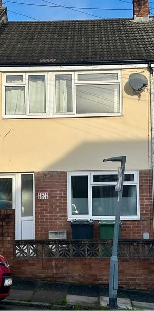 3 bedroom terraced house to rent - Photo 1