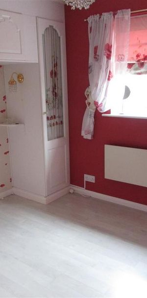 2 bedroom house to rent - Photo 1