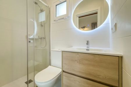 Carrer de Sant Antoni Abat, Barcelona, Catalonia 08001 - Foto 4