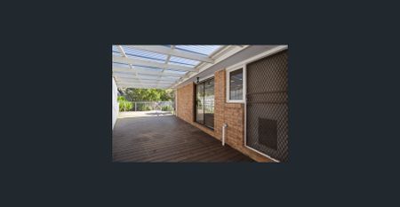 Elegant, light, bright & updated - Photo 4