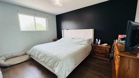 For Lease - 102 Northover Street, Toronto, Ontario - Photo 3