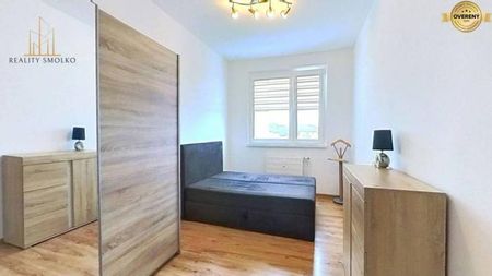 REZERVOVANÉ !!! EXKLUZÍVNE: Štýlový 2,5-izbový byt s panoramatickým v - Fotografia 5