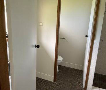2 / 4 Burilla Street - Photo 5