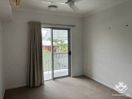 3 BEDROOM NON-FURNISHED UNIT IN TROPICAL RESORT STYLE APARTMENTS - Photo 2