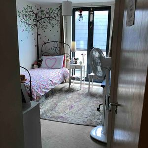 2 Bedroom Apartment, 4 St Georges Court - Photo 2