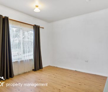 BEDSIT IN CENTRAL KINGSTON - Photo 2