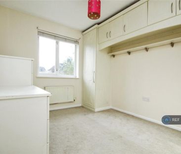 4 bedroom detached house to rent - Photo 4