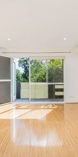 North-East Facing Two Bedroom Plus Study in Heart of Lane Cove - Photo 1