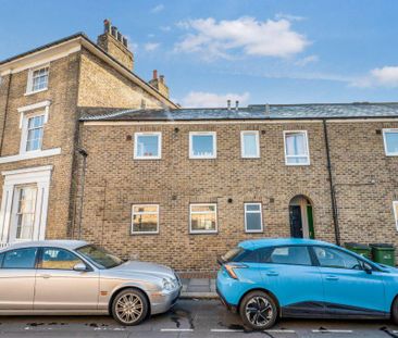 1 bedroom ground floor flat to rent - Photo 3