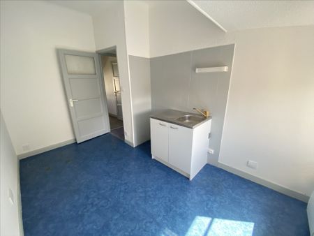 Location Appartement 2 pièces 21m² - Photo 2