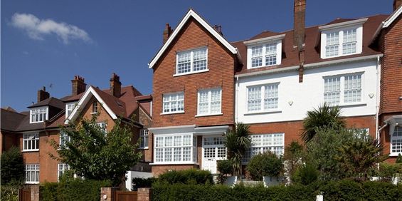 Bracknell Gardens, Hampstead, London, NW3 7EB - Photo 3