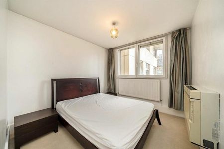 Upper Ground, Southwark, SE1 - Photo 3