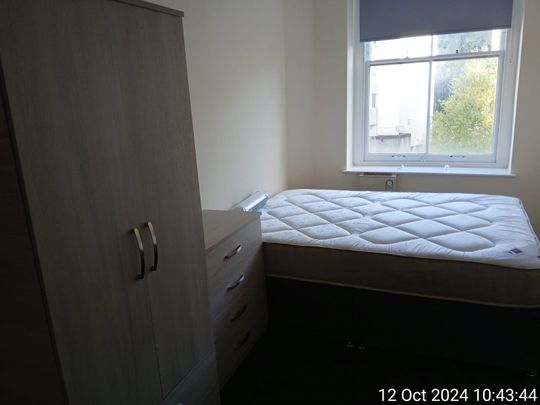 Student Properties to Let - Photo 1