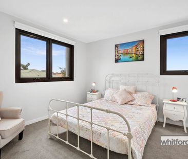 Stylish Apartment in Ideal Location! - Photo 3