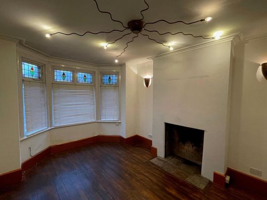 4 bedroom property to rent - Photo 1