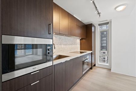 For Lease - 21 Widmer Street Unit# 1602, Toronto, Ontario - Photo 2