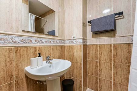 Calle Álamos, Málaga, Andalusia 29012 - Photo 3