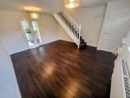 3 bedroom terraced house to rent - Photo 4