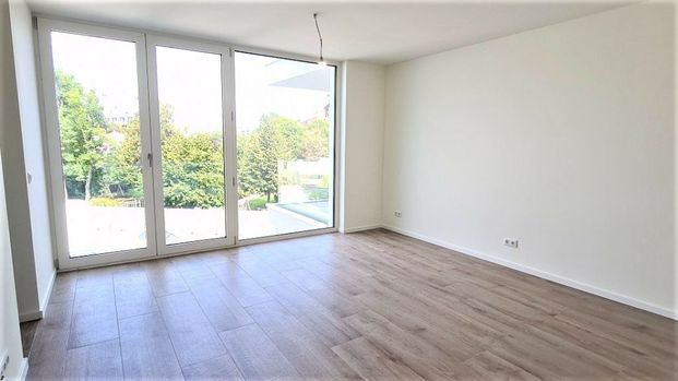 HOFRUHELAGE, JEDLESEE, 33 m2 Neubau, Einzelwohnraum, Komplettküche, Duschbad, Hofruhelage, 1. Liftstock, Anton-Bosch-Gasse - Photo 1