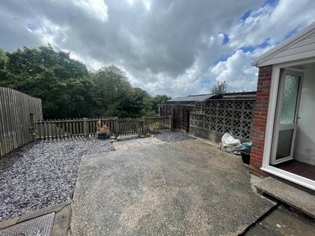 2 bedroom semi-detached house to rent - Photo 3