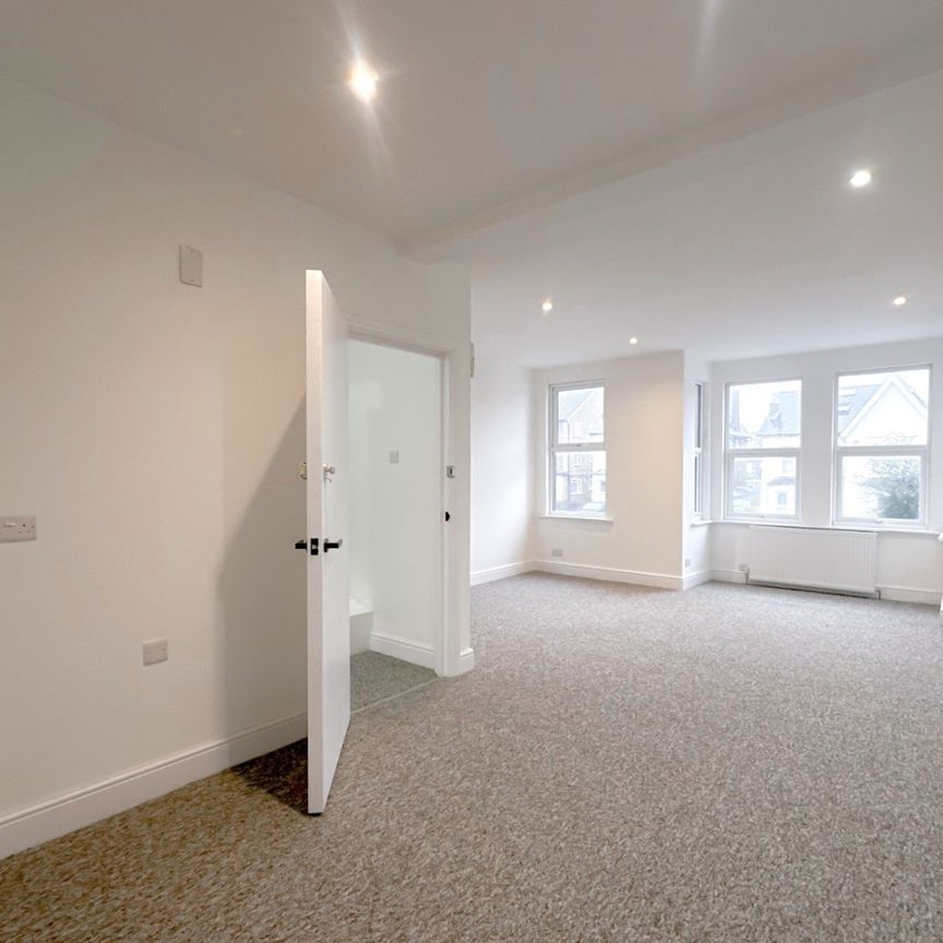 Elmers End Road, Penge, SE20 - Photo 1