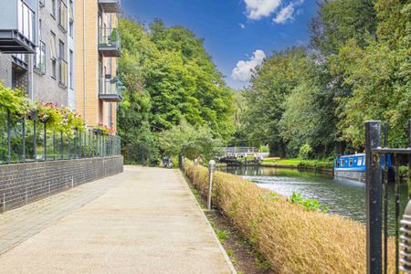 1 bed Flat for rent - Photo 4