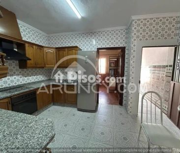 Chalet en alquiler en Alcalá de Guadaíra - Photo 2