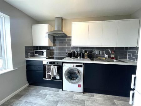 1 bedroom flat to rent - Photo 5