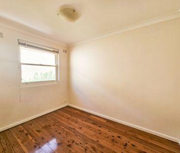 Ideal Location - Photo 3
