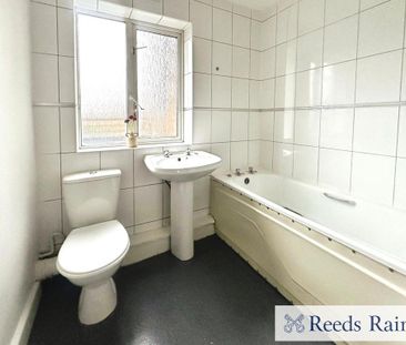 3 bedroom apartment to rent - Photo 6