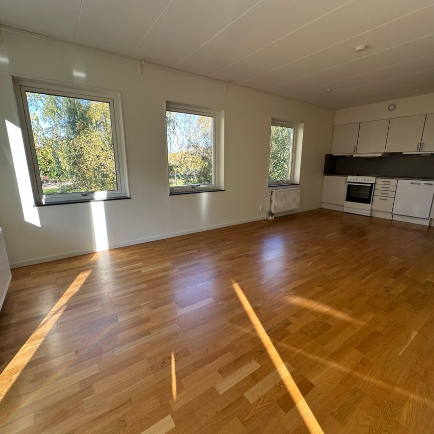 Termikgatan 33 – 2rok (lgh 1108) - Photo 1