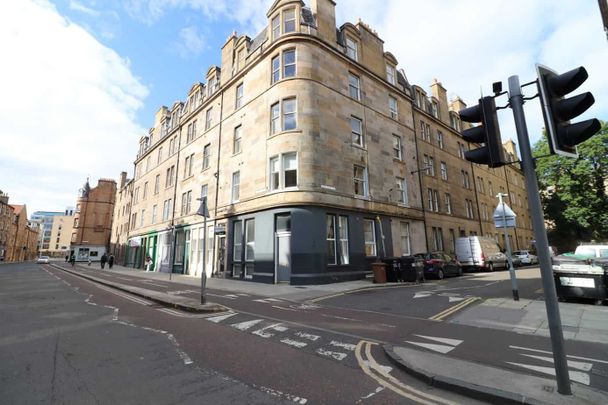 2/1 Buccleuch Terrace, Edinburgh, EH8 9ND - Photo 1