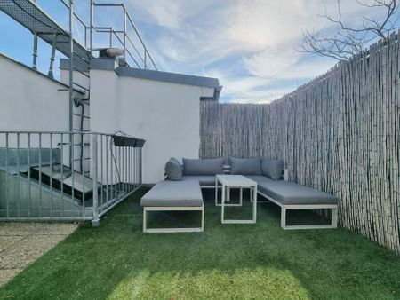 GRÜNGASSE – Stilvolle Maisonette mit sonniger Südterrasse – Wohnen mit Charme und Funktionalität! - Photo 2