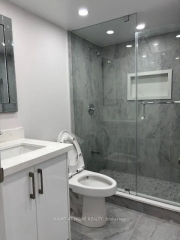 34 Reigate Avenue #Basement Apartment - Photo 5