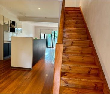 Newtown - Photo 2