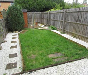 2 bedroom semi-detached house to rent - Photo 3