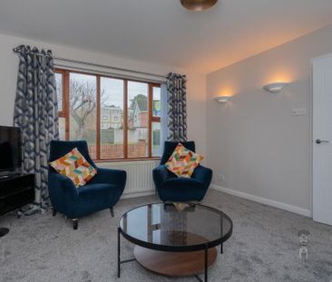 Room 2, 16 Robbs Road, Belfast, BT16 2NA - Photo 2