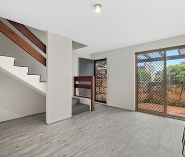 Low maintenance living in the heart of Victoria Park! - Photo 2